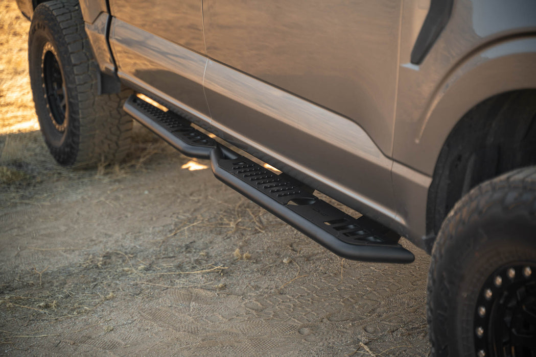 2015-2024 Ford F-150 Crew Cab | OE Plus Side Steps