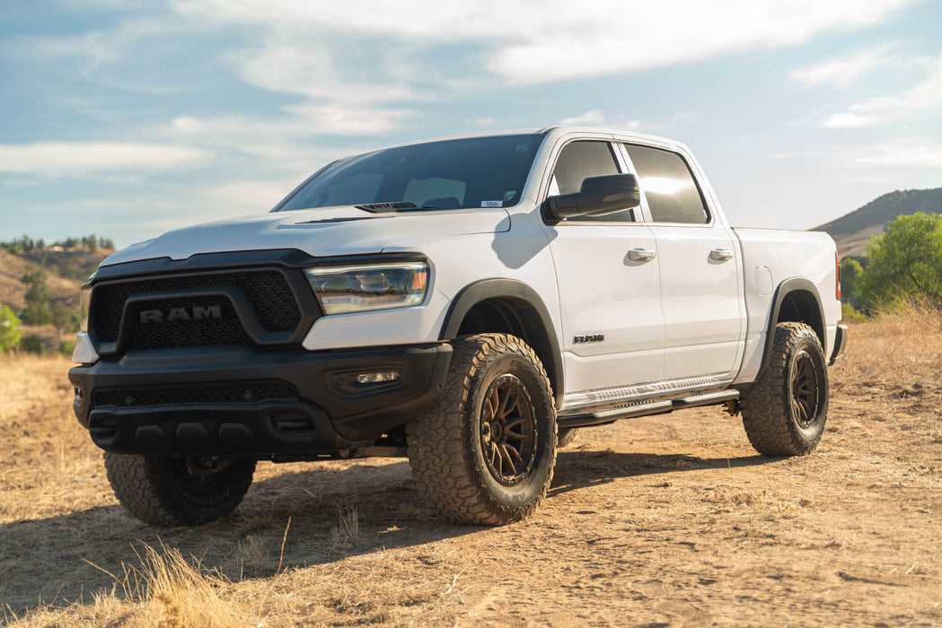 2019-2024 RAM 1500 Crew Cab OE Plus Side Steps