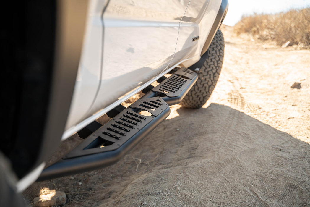 2024 Toyota Tacoma Double Cab OE Plus Side Steps